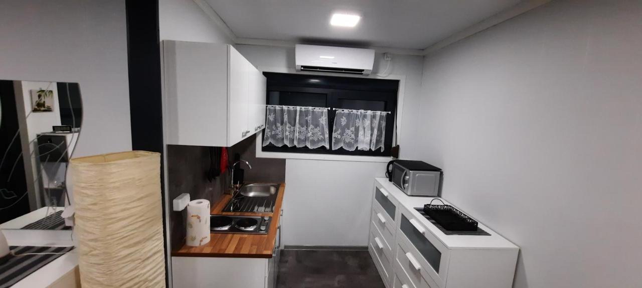 Gemuetliches Tiny Mit 30m2 Inklusive Kochmoeglichkeit Apartment Lenzing